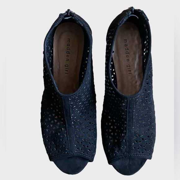 Madden Girl High Heel Ankle Booties Size 9 Black Perforated Open Toe Zipper - Picture 4 of 15